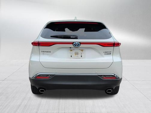 Blizzard Pearl 2021 Toyota Venza Limited
