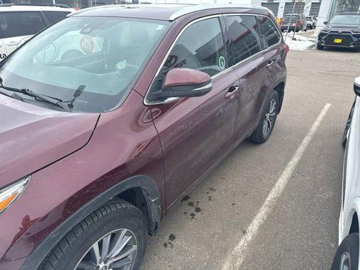 2017 Toyota Highlander XLE