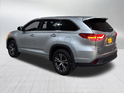 2018 Toyota Highlander LE