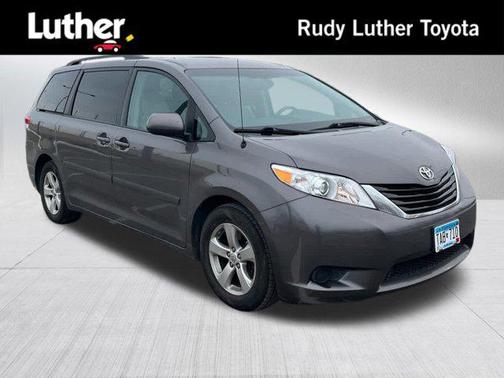 2013 Toyota Sienna LE