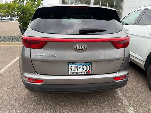 Mineral Silver 2017 Kia Sportage LX