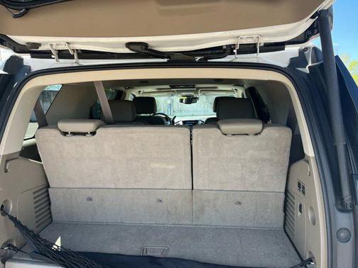 White Frost Tricoat 2017 GMC Yukon SLT