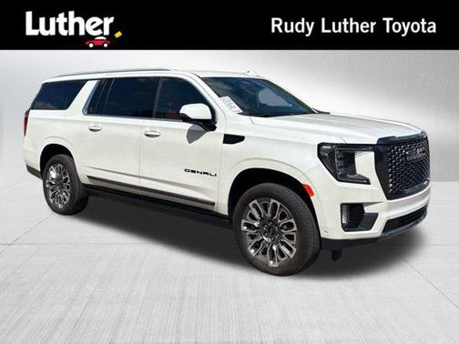 2023 GMC Yukon XL Denali Ultimate
