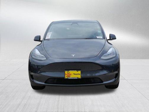 2024 Tesla Model Y Long Range Dual Motor All-Wheel Drive