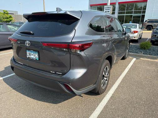 2020 Toyota Highlander XLE