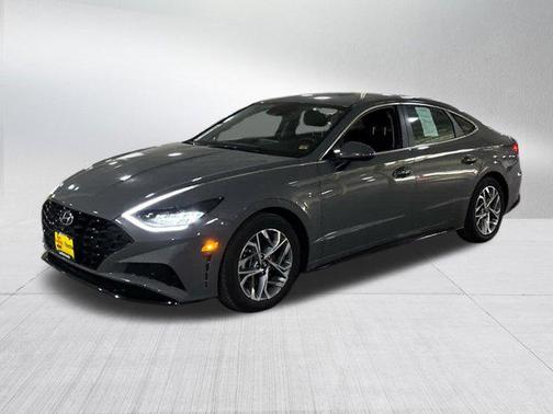 2022 Hyundai SONATA SEL