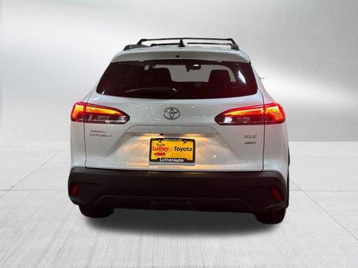 2025 Toyota Corolla Cross XLE