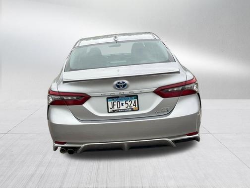 Celestial Silver Metallic 2022 Toyota Camry XSE