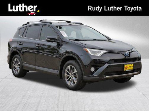 2017 Toyota RAV4 Hybrid XLE