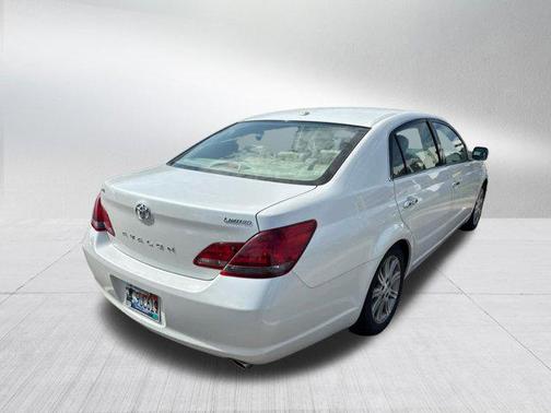 2010 Toyota Avalon Limited