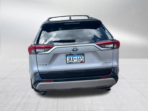 Silver Sky Metallic/Midnight Black Metallic 2022 Toyota RAV4 Hybrid SE