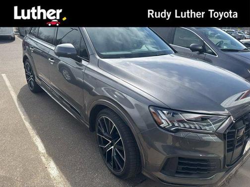 Samurai Gray Metallic 2023 Audi Q7 55 Prestige
