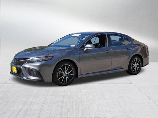 Predawn Gray Mica 2023 Toyota Camry SE