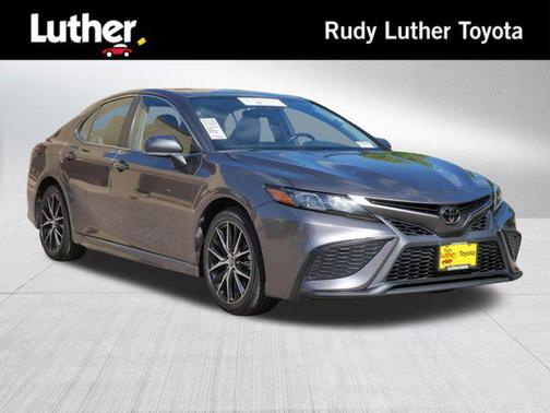 Predawn Gray Mica 2023 Toyota Camry SE
