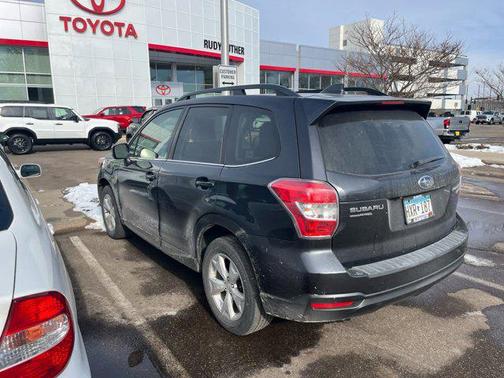 Dark Gray Metallic 2016 Subaru Forester 2.5i Limited