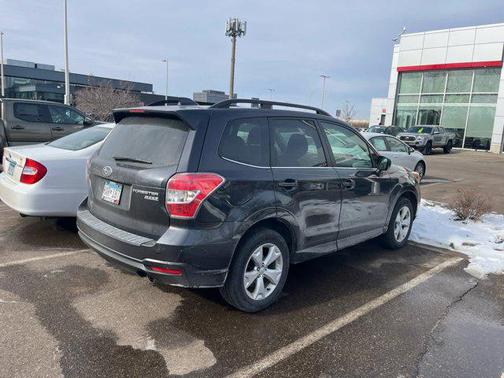 Dark Gray Metallic 2016 Subaru Forester 2.5i Limited
