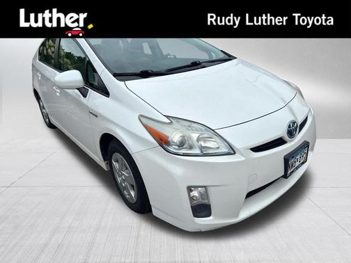 Blizzard Pearl 2010 Toyota Prius III