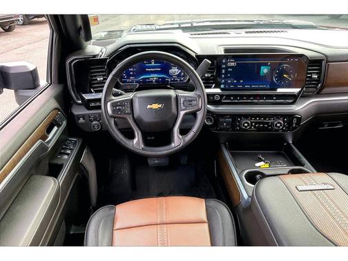 2025 Chevrolet Silverado 3500 High Country