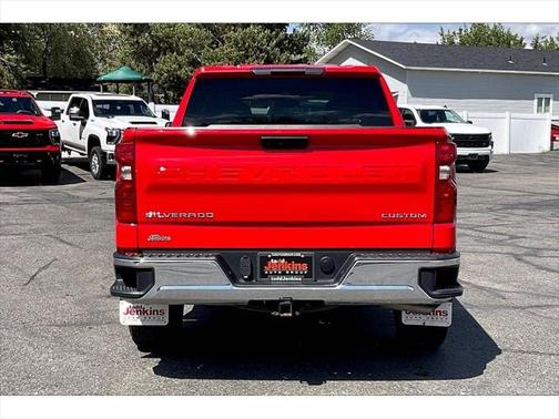 2024 Chevrolet Silverado 1500 Custom