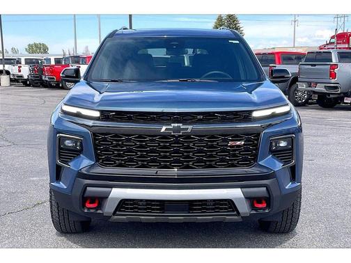 Lakeshore Blue Metallic 2026 Chevrolet Traverse AWD Z71