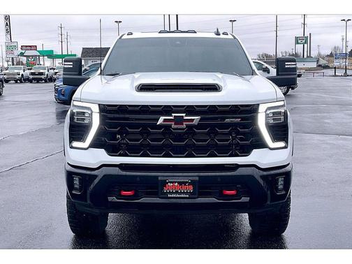 2025 Chevrolet Silverado 2500 4WD Crew Cab Standard Bed ZR2