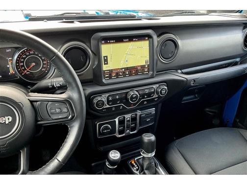 Hydro Blue Pearlcoat 2023 Jeep Gladiator Willys 4x4