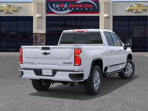 Polar White Tricoat 2026 Chevrolet Silverado 3500 High Country