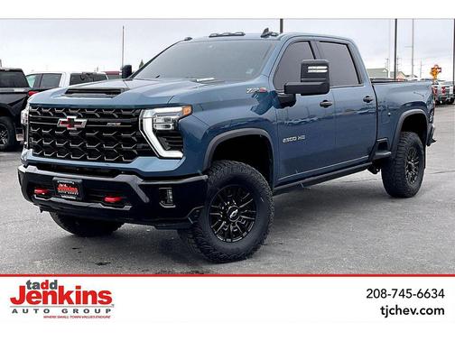 2024 Chevrolet Silverado 2500 4WD Crew Cab Standard Bed ZR2