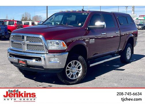 2017 RAM 2500 Laramie Crew Cab 4x4 6'4' Box