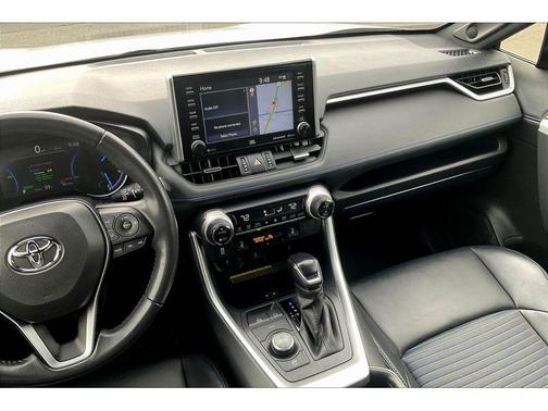 2020 Toyota RAV4 Hybrid SE