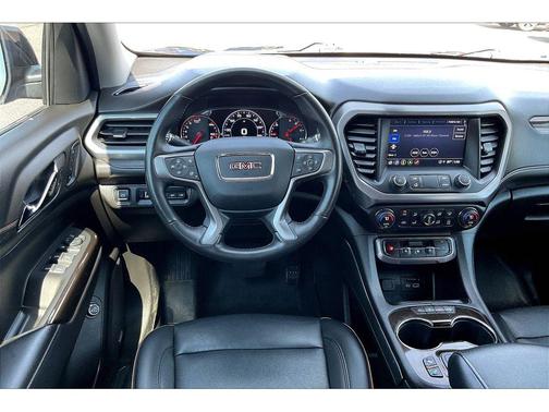 2022 GMC Acadia AWD AT4