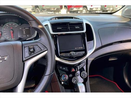 2020 Chevrolet Sonic FWD Hatchback Premier 5-Door