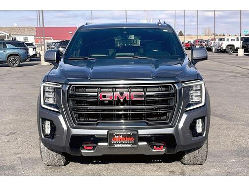 2022 GMC Yukon XL 4WD AT4