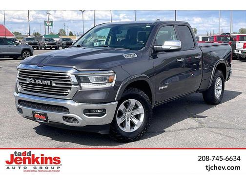 Granite Crystal Metallic Clearcoat 2019 RAM 1500 Laramie