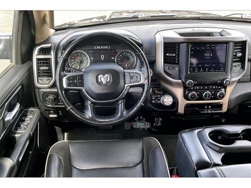 Granite Crystal Metallic Clearcoat 2019 RAM 1500 Laramie