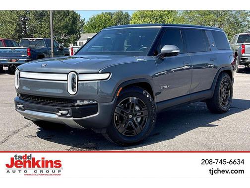 2024 Rivian R1S Adventure