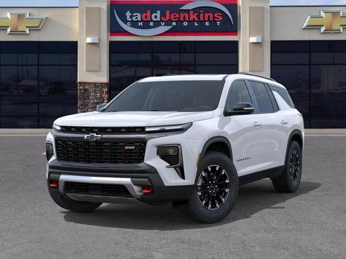 Polar White Tricoat 2026 Chevrolet Traverse AWD Z71