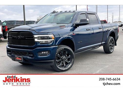 2022 RAM 3500 Laramie Crew Cab 4x4 6'4' Box