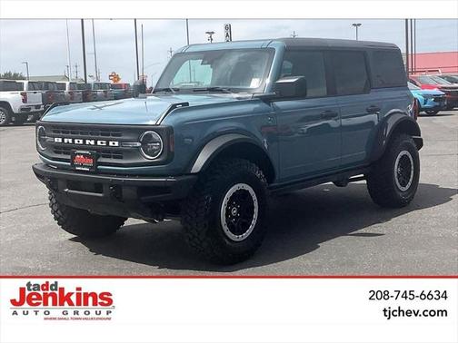 2023 Ford Bronco Base