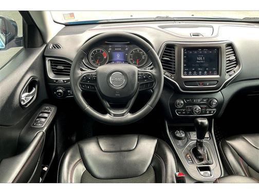 2022 Jeep Cherokee Trailhawk