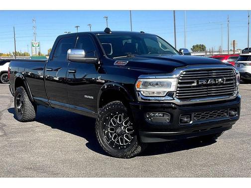 2021 RAM 3500 Laramie Crew Cab 4x4 8' Box
