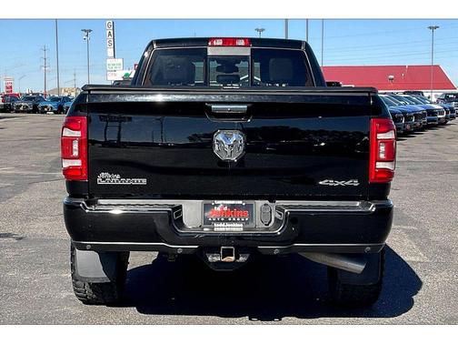 2021 RAM 3500 Laramie Crew Cab 4x4 8' Box