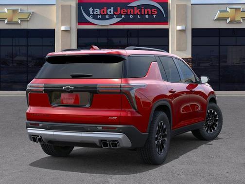 Radiant Red Tintcoat 2026 Chevrolet Traverse AWD Z71