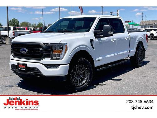 Oxford White 2023 Ford F-150 XLT
