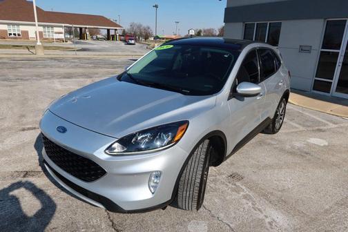 2020 Ford Escape SEL