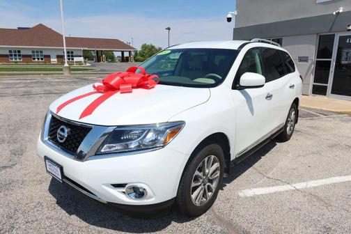 Moonlight White 2014 Nissan Pathfinder SL