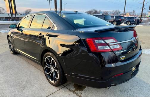 2018 Ford Taurus SHO