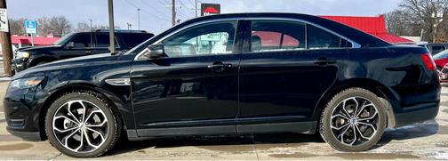 2018 Ford Taurus SHO