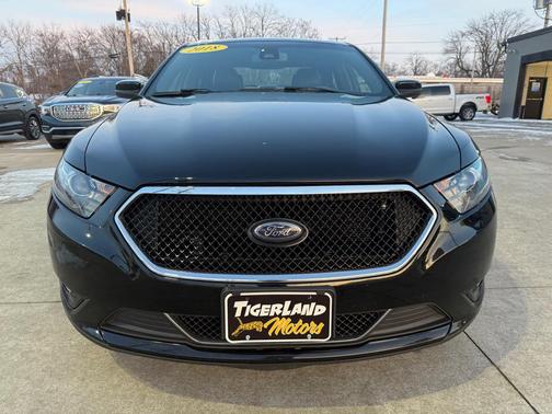 2018 Ford Taurus SHO