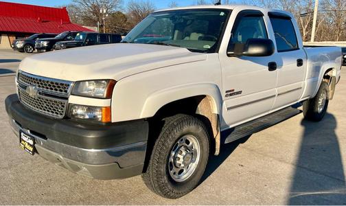 2005 Chevrolet Silverado 2500 LT H/D Crew Cab